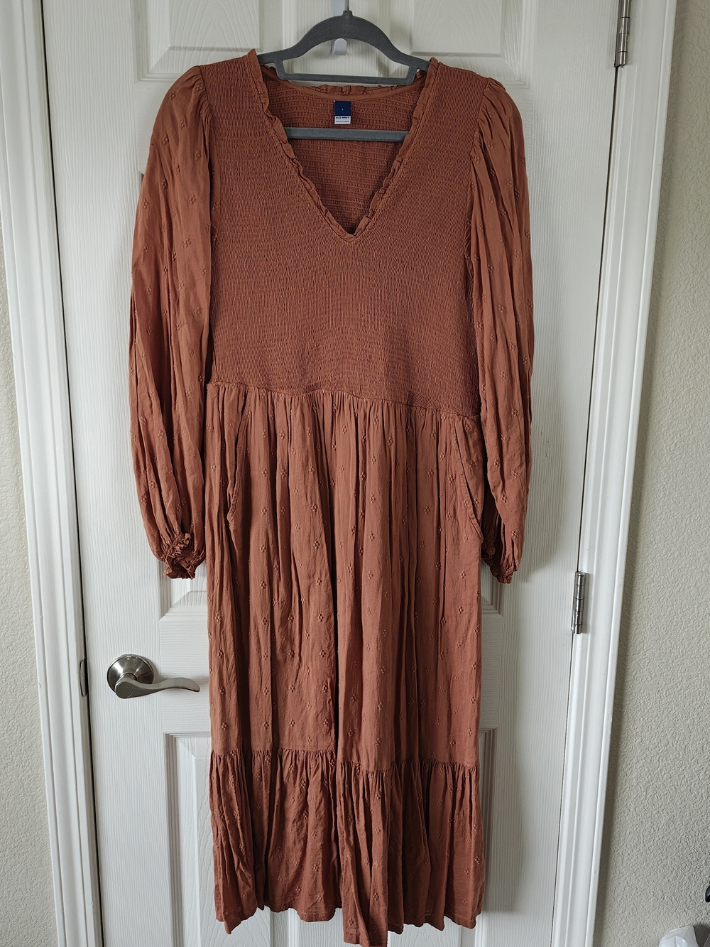 Old Navy Rust Tiered V-Neck Maxi Dress